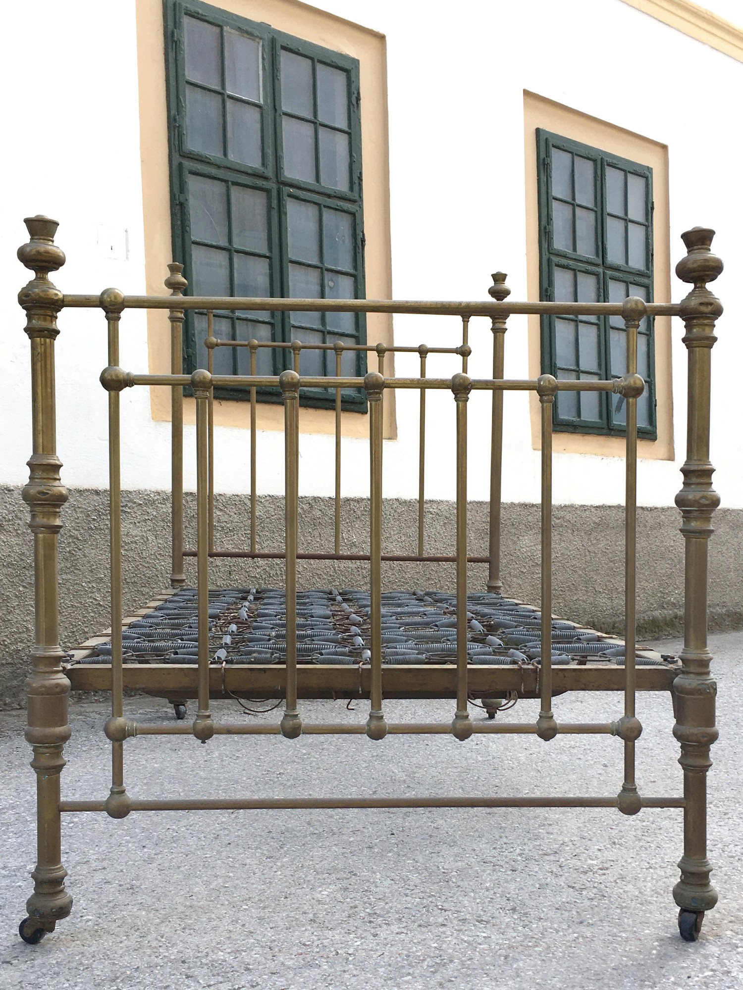 Messingbett Bett antik Jugendstil original goldfarben Messing Federrost