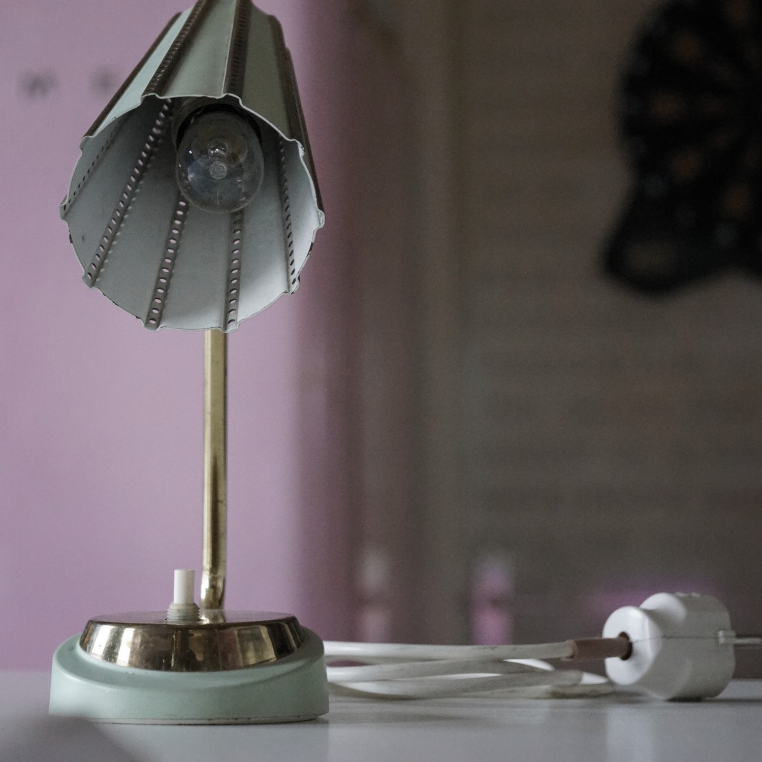 Tischlampe Vintage Pastell Midcentury Tütenlampe 50er 60er-Jahre antik