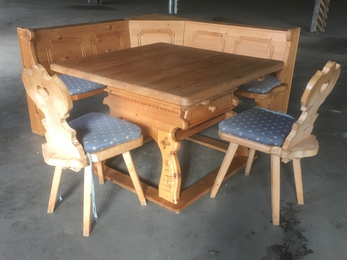 Eckbankgruppe Vollholz Landhaus Möbel Herz