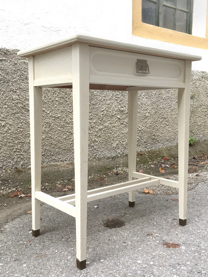 Jugendstil Beistelltisch