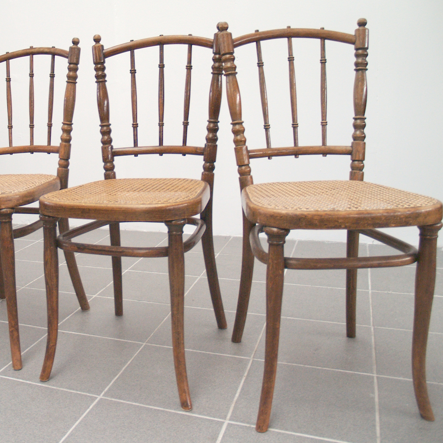 Thonet Stühle Sessel Set Wiener Geflecht antik