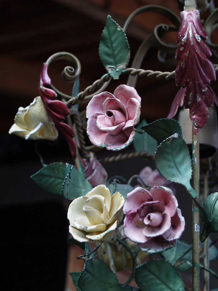 Luster Porzellanrosen