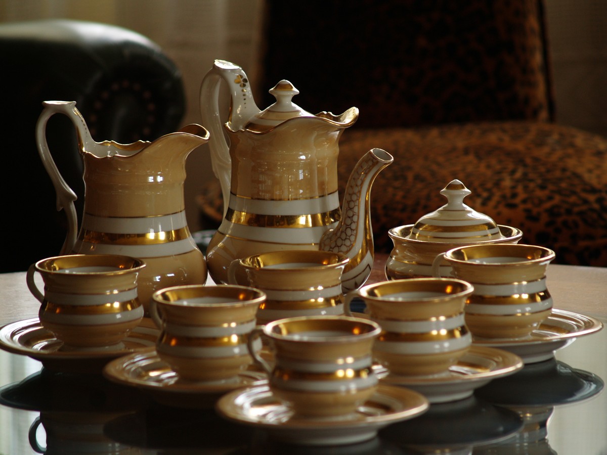 Porzellan golden antik