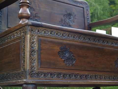 Antikstil Truhenbank