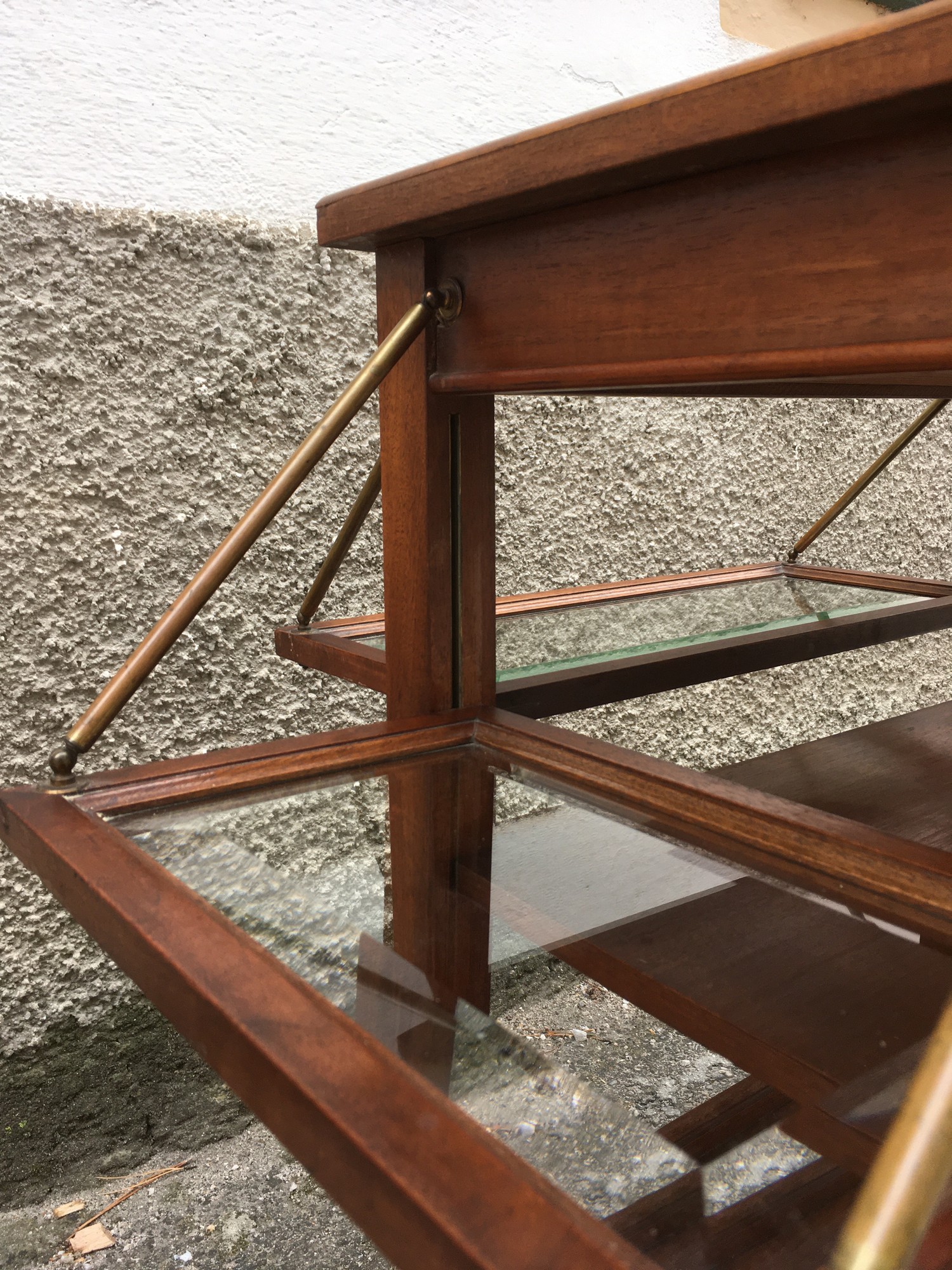 Antiker Jugendstil Beistelltisch ausklappbare Flächen restauriert