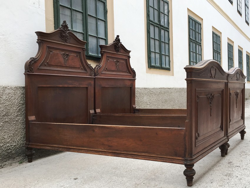 Pfeiferlbarock Doppelbett antike Möbel