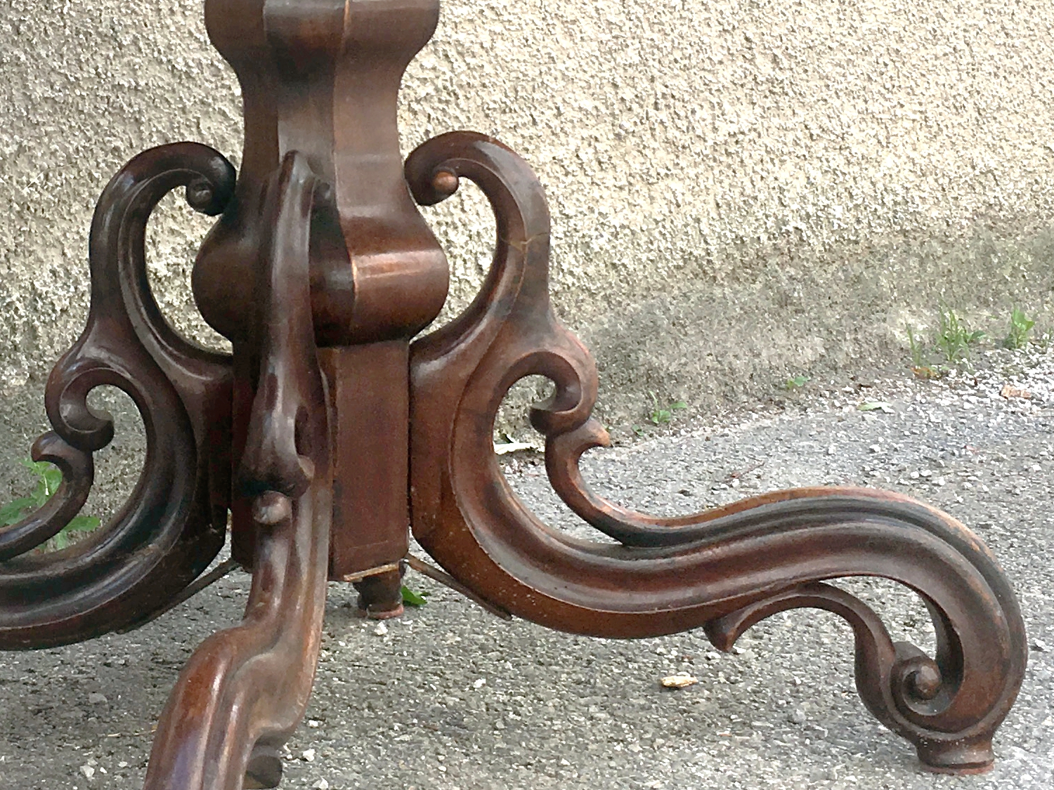 Vintage Tisch Vollholz Nuss Dunkelbraun antikes Möbel