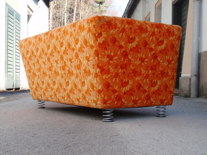 Bretz Sofa orange