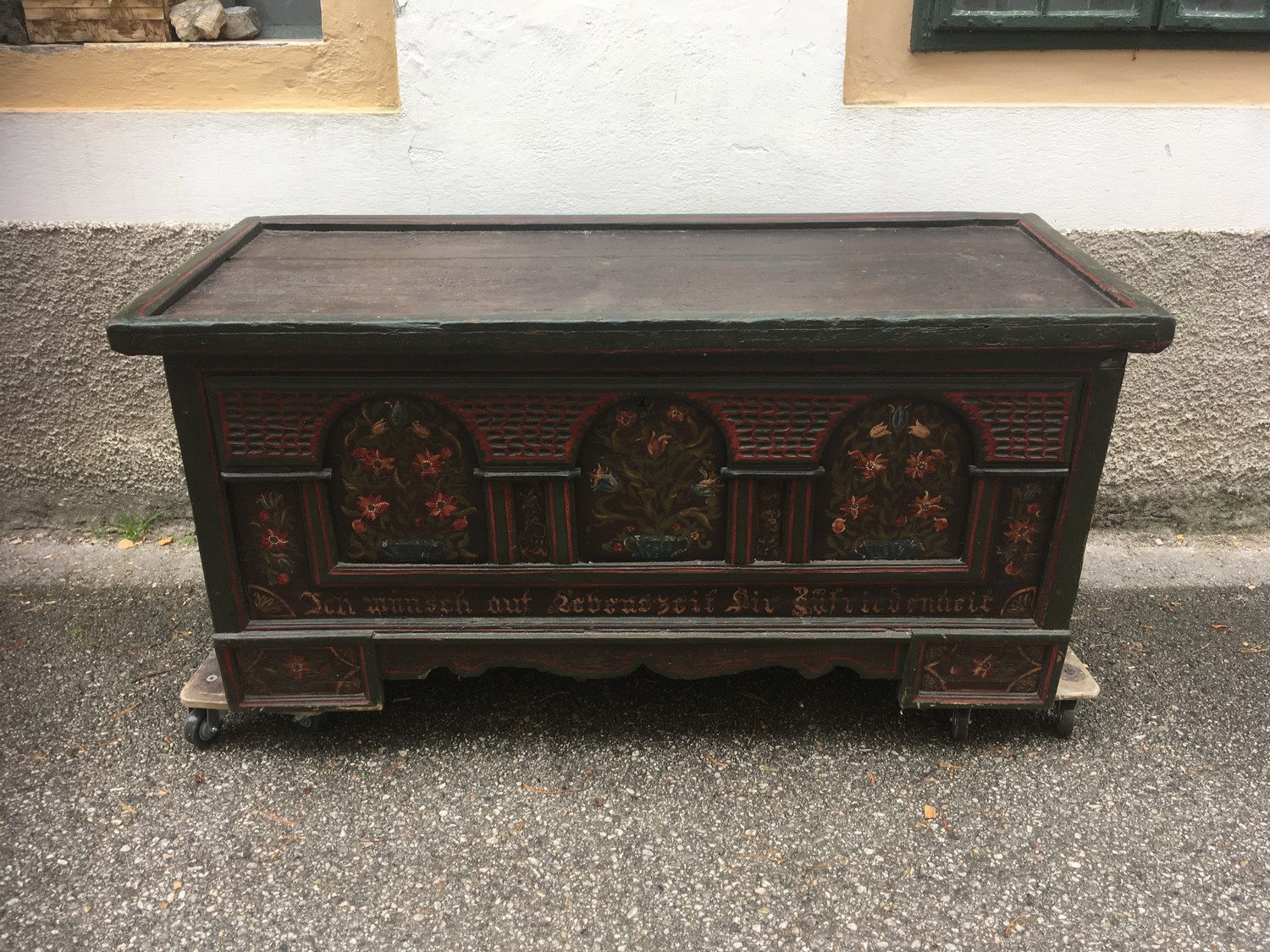 Bauerntruhe handbemalt Truhe provinziell antik 19. Jhdt. gross Weichholz massiv