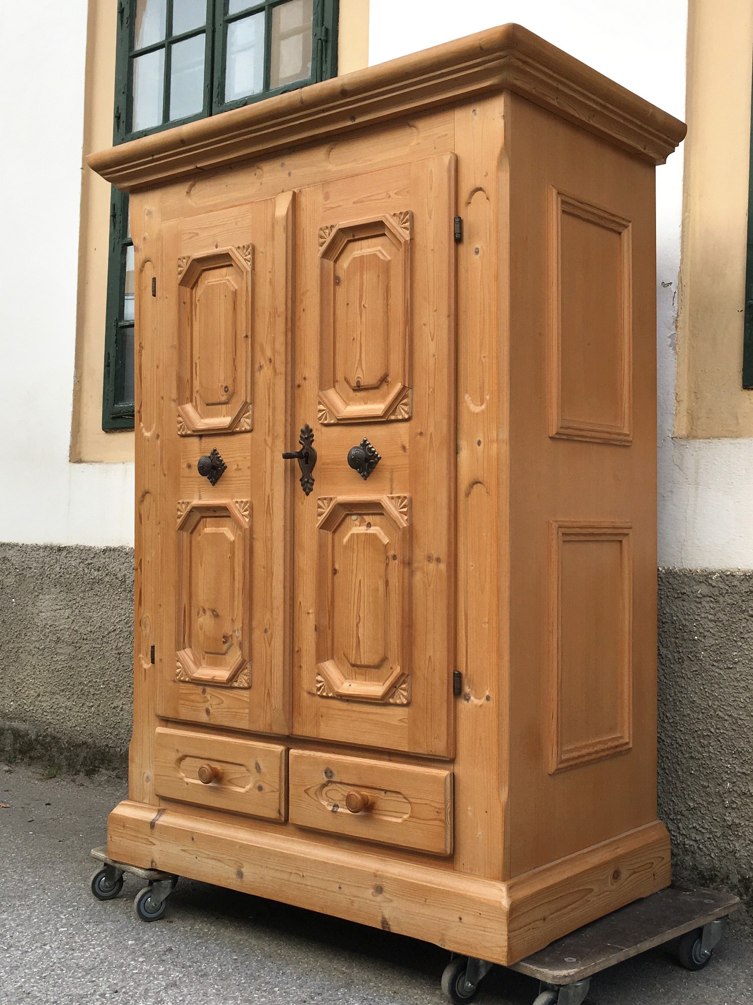 Voglauer Fernsehschrank TV-Schrank Medienschrank Schrank Weichholz Natur