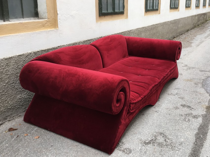 BRETZ Sofa Mamma Mammut blutrot Riesensofa