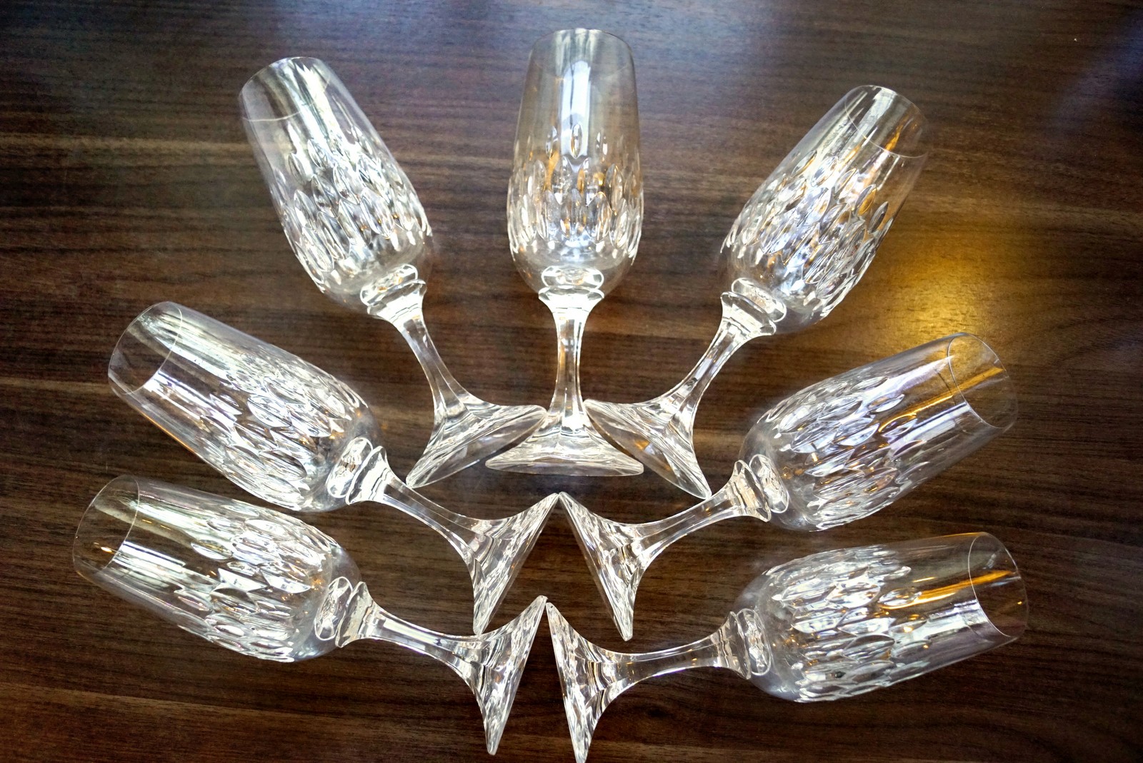Bleikristall Sektgläser alte Vintage Sektflöten wunderschöner Zustand Bleikristall Sektgläser Vintage Sektflöten Aston Ralph Laurent Design gebraucht