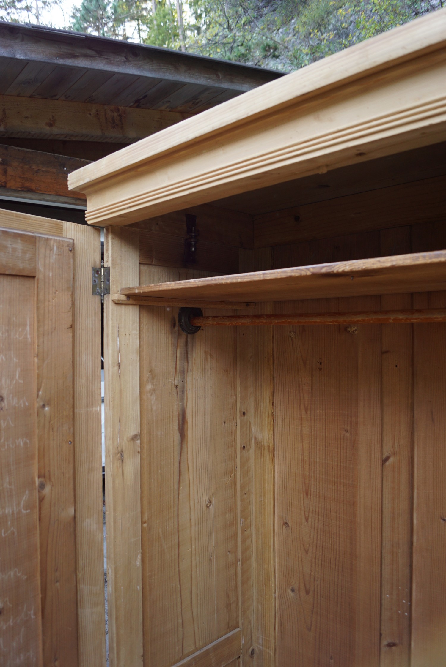 Bauernschrank antik Weichholz Dielenschrank Spiegel Schrank Kasten Bauernmöbel Garderobe kleiderschrank