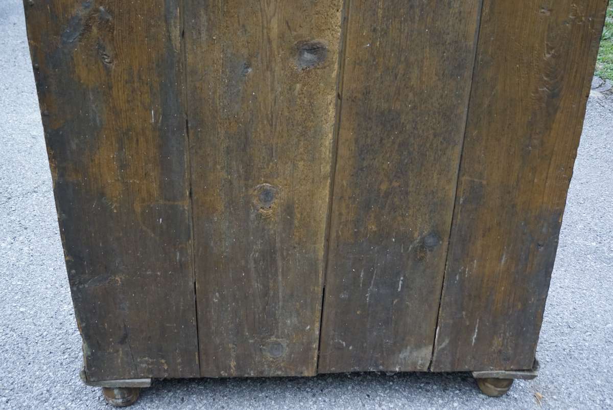 antiker Bauernschrank