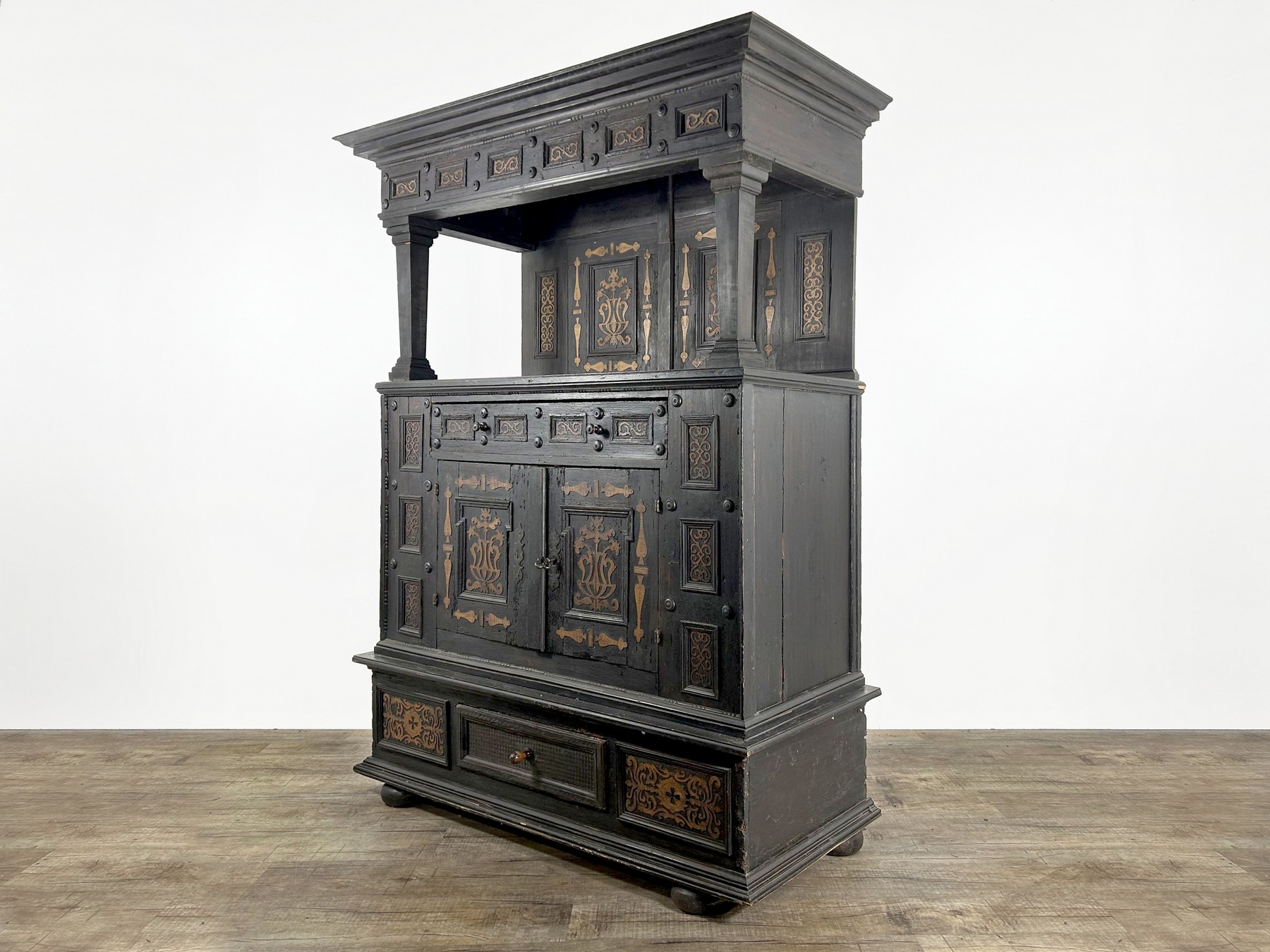 Barock Kabinettschrank