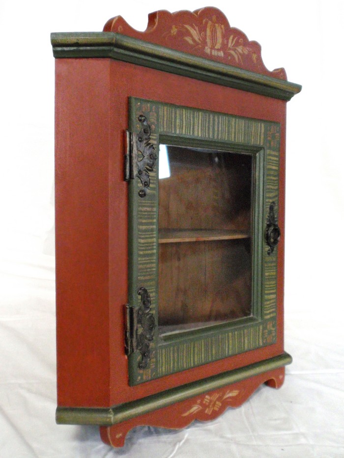 Bauernschrank antik Bemalt