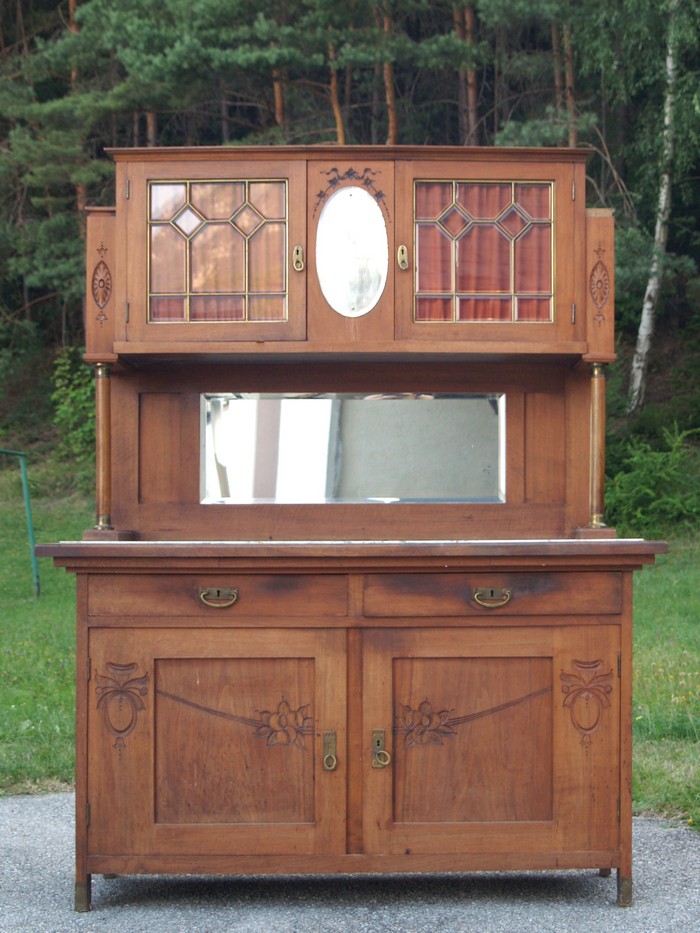 Jugendstil Kredenz