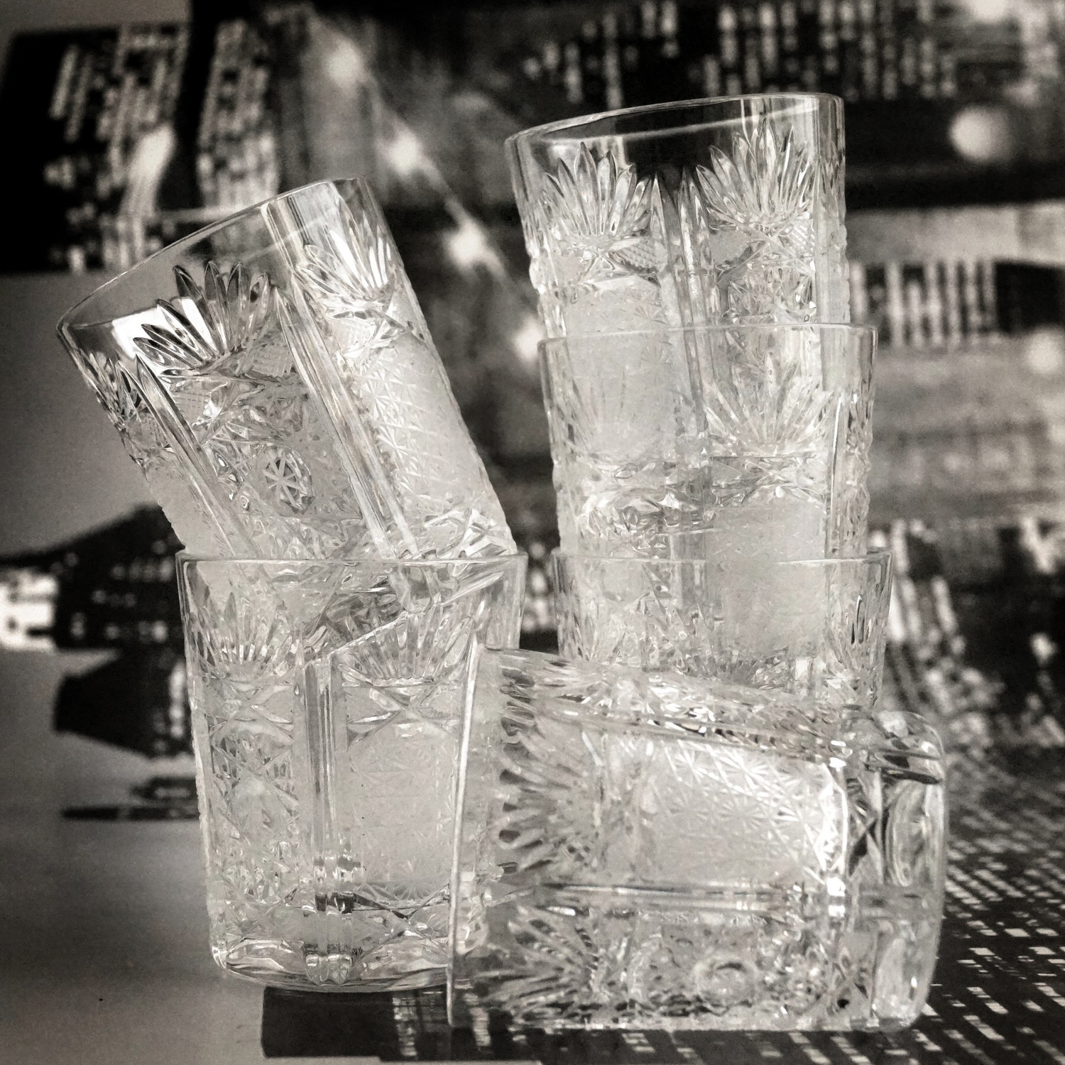 Bleikristall Becher Whisky Schnaps Gläser geschliffen Wassergläser vitrinengepflegt