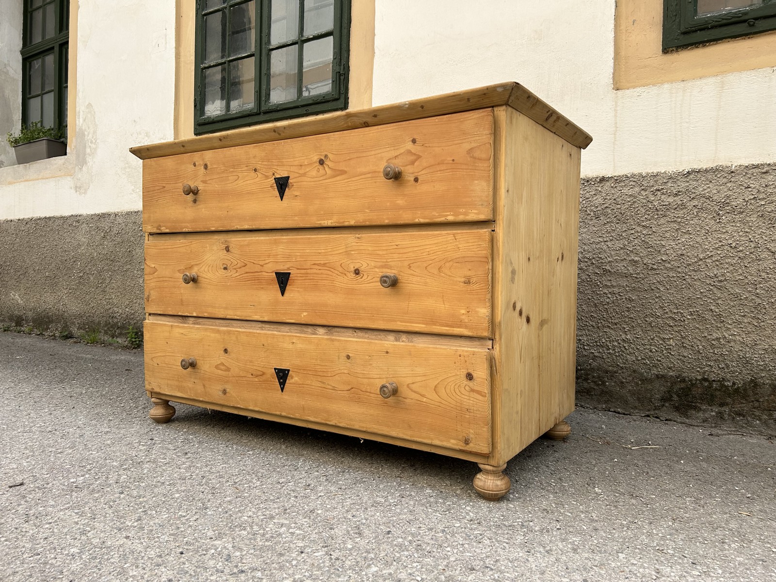 Bauernmöbel restaurierte Bauernkommode Fichte Massivholz.Bauernschrank Antik