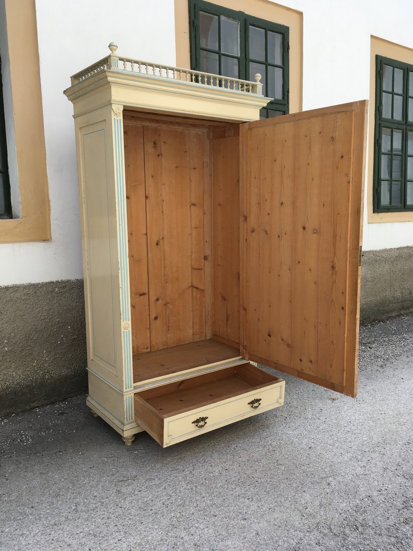 Kleiderschrank antik Shabby Chic Garderobe-Schrank creme
