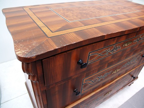 rustikale Kommode antik