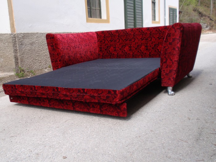 Bettsofa Rot Rosen