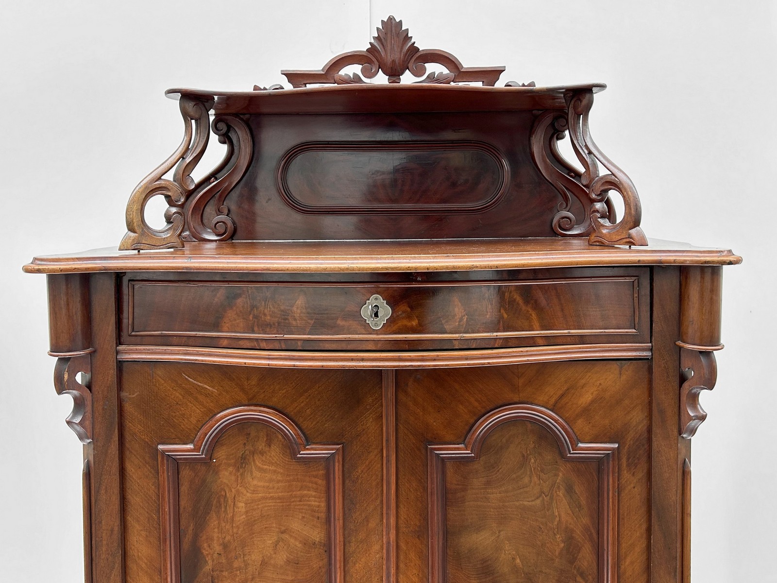 Spätbiedermeier Vertiko Halbschrank ca. 1860 mit Aufsatz antik