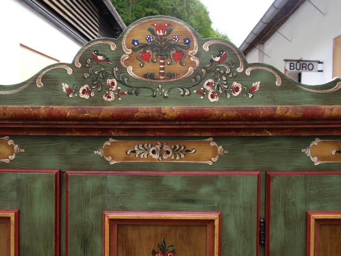 Voglauer Kleiderschrank grün Anno