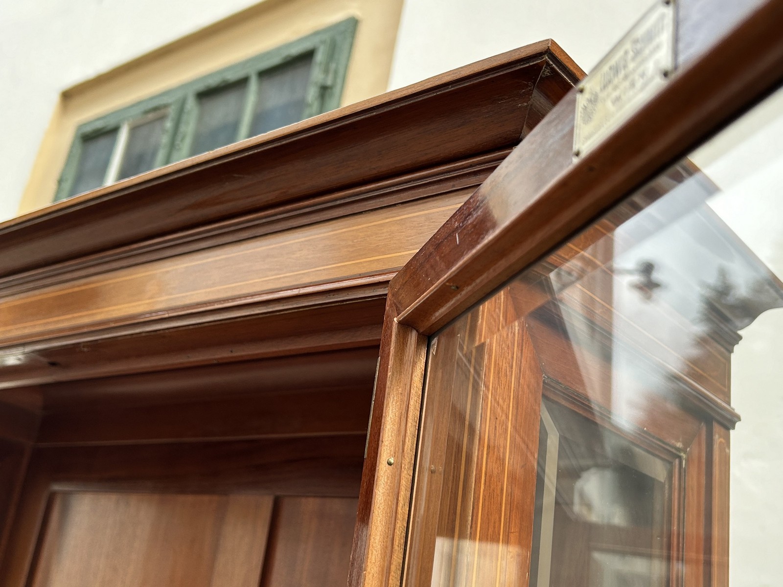 antike Vitrine Jugendstil Wien Intarsien Schrank Möbel Antiquität