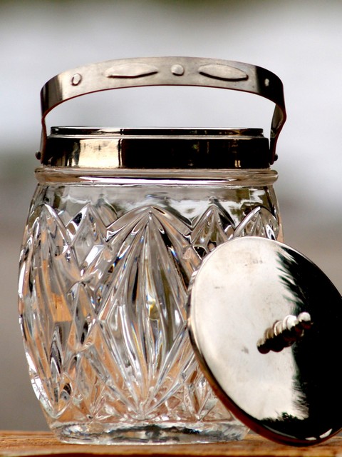 Eiswürfelbehälter antik Kristall