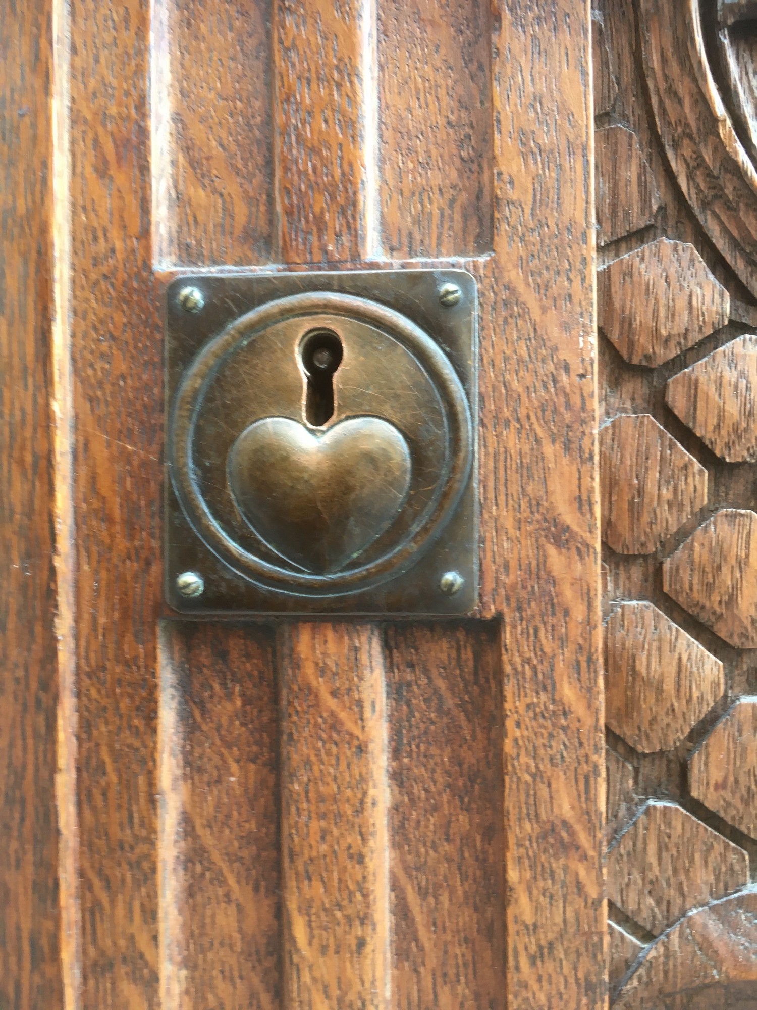 Kredenz August Ungethüm Jugendstil antik Kolo Moser Blätter Herzen Buffetschrank Schrank Buffet