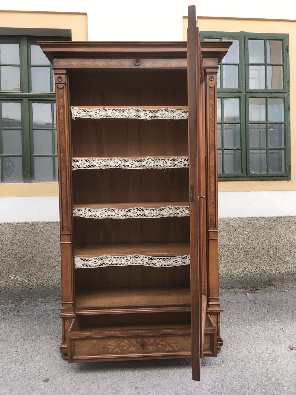 Bücherschrank antik Geschirrschrank