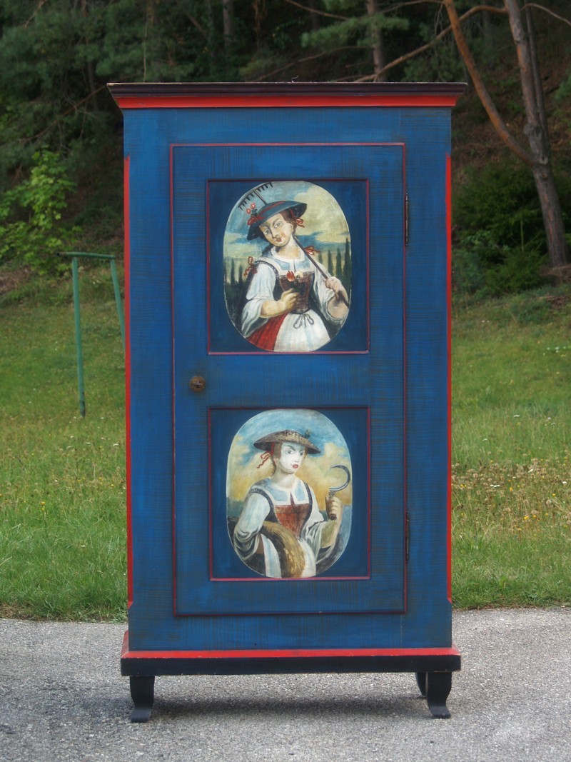 bemalter Bauernschrank bemalt