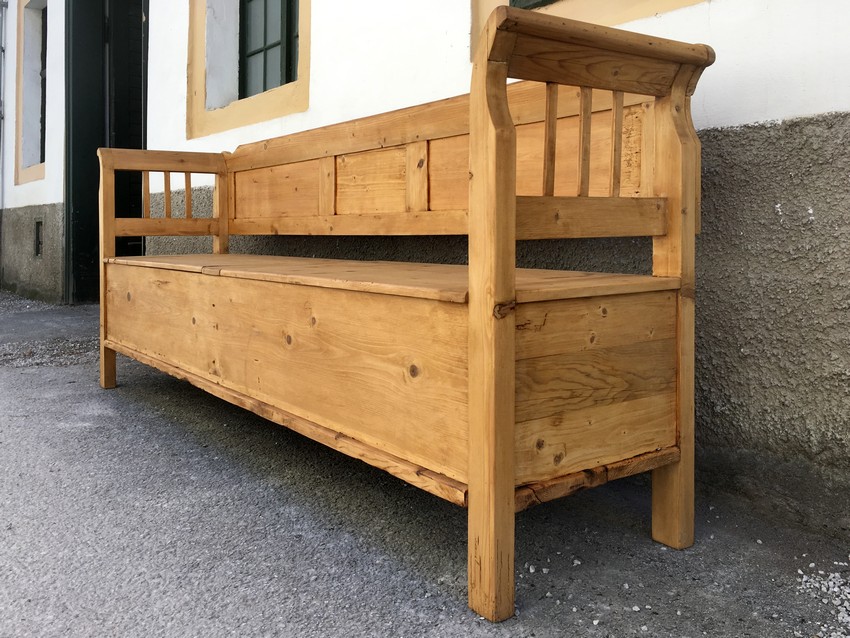 Truhensitzbank antik