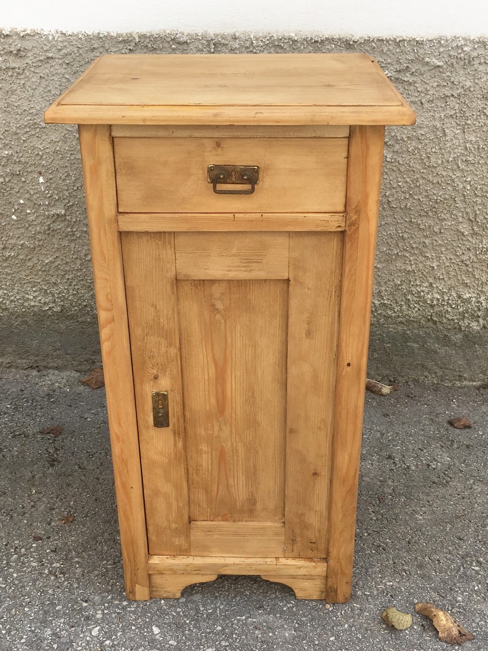 Jugendstil Nachtschrank alt