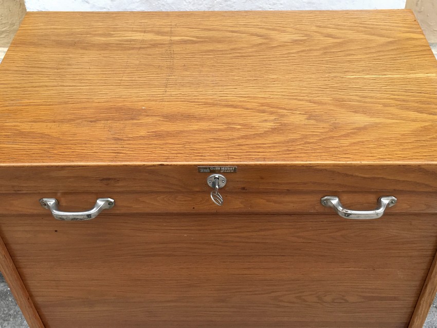 Büroschrank Vertiko