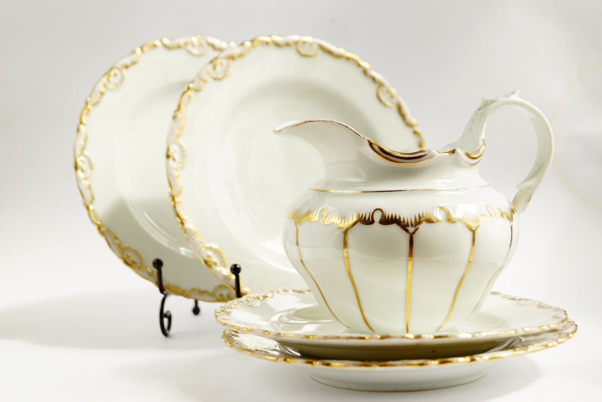 Antikes Biedermeier Frühstücksset Carlsbad Porzellan elfenbein Gold