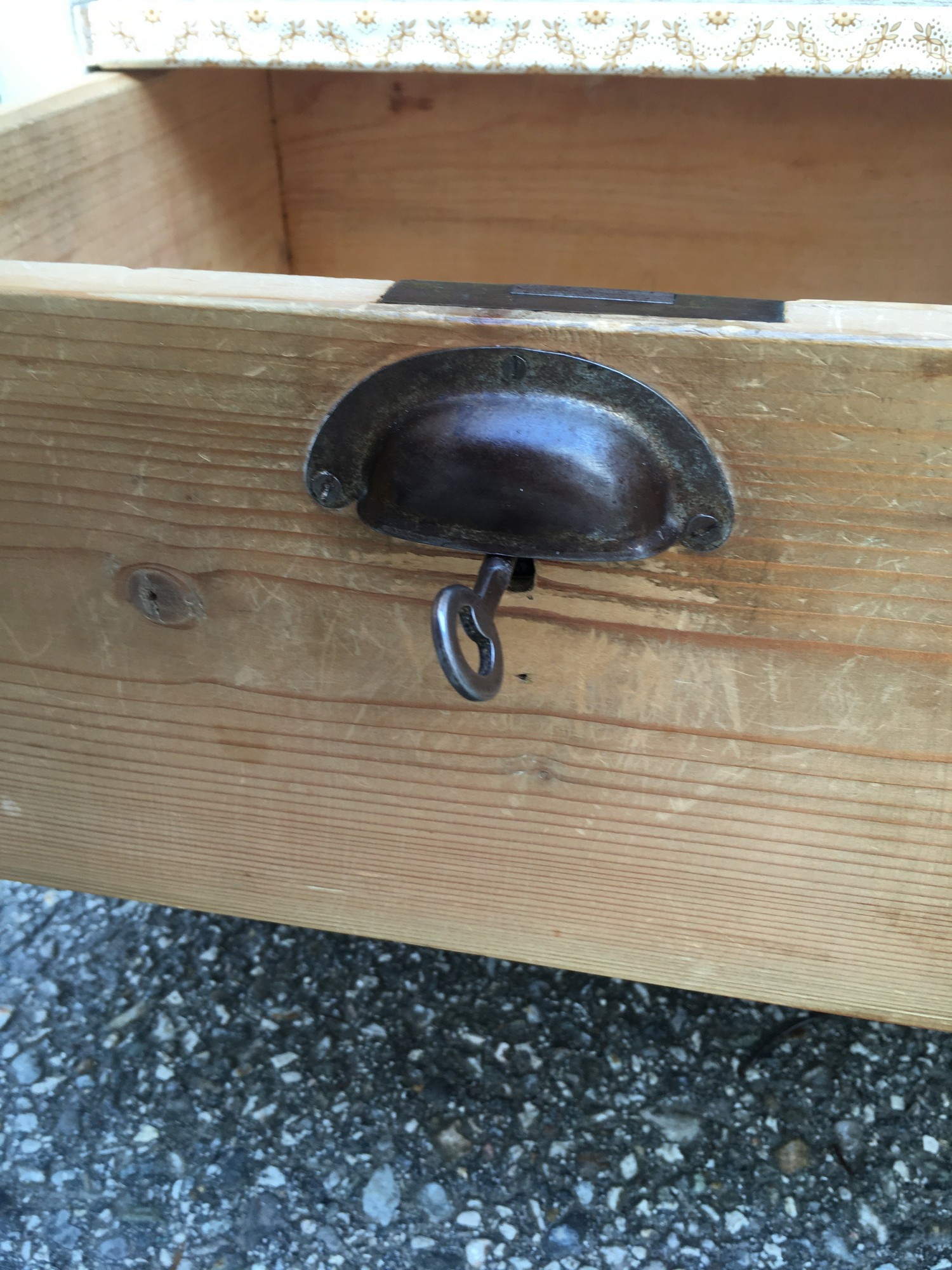 Kredenz Küchenschrank Vintage Retro dreiteilig creme MidCentury Vorratsschrank Anrichte