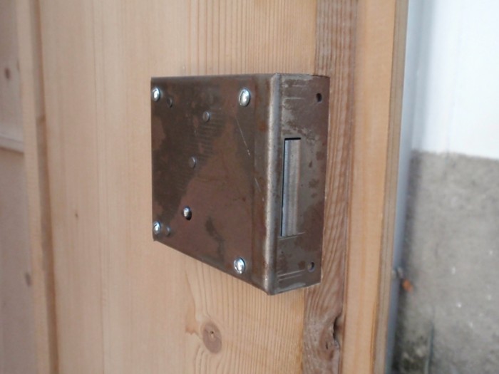 Bauernschrank Landhausstil antik Stil Möbel Antiquitätenhändler Barockstil Vollholz kaufen Shop Geschäft  Niederösterreich Burgenland Tirol