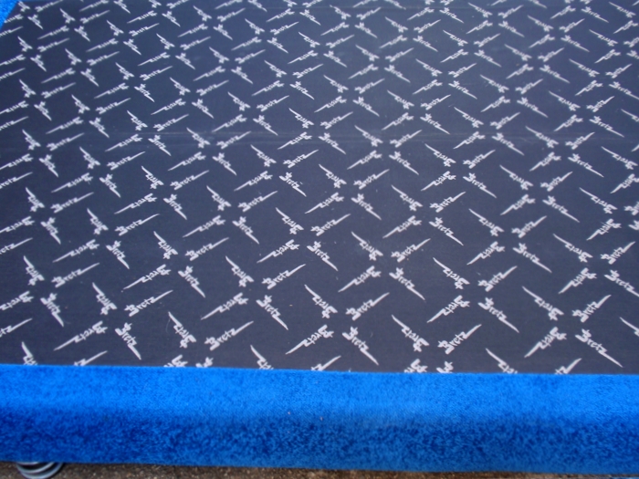 Bretz Bett Sofa Designklassiker Lounge Möbel Flat Federfüße Kräuselvelours