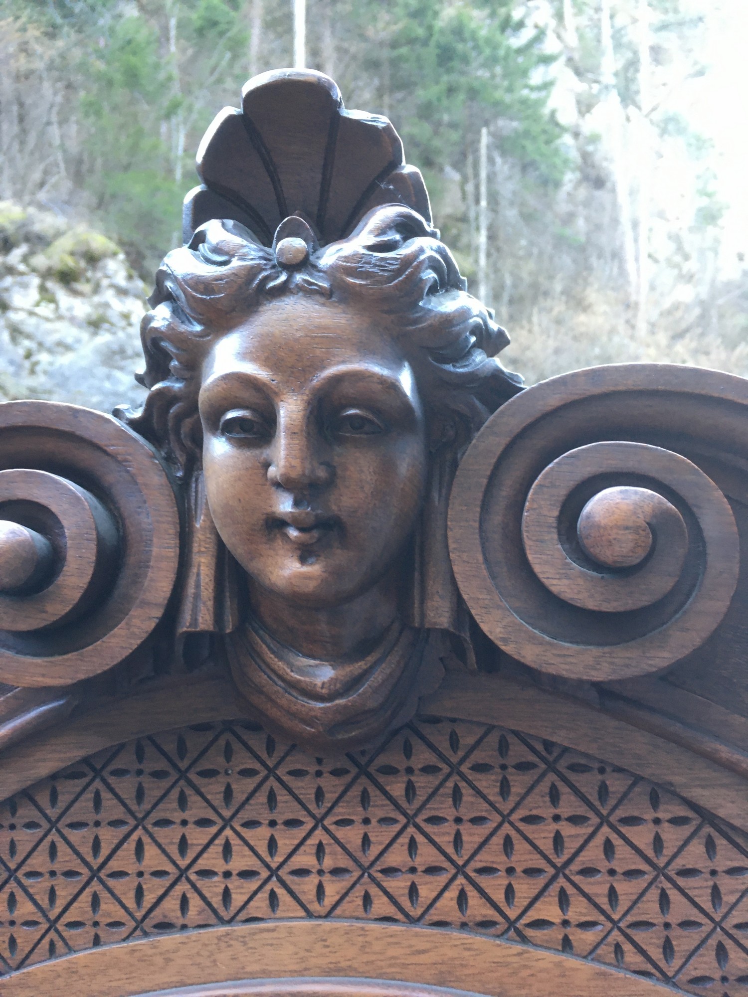 Schränke antik beschnitzt Schlafzimmer Bett Dielenschrank Pfeifenbarock 1880 Engel Köpfe