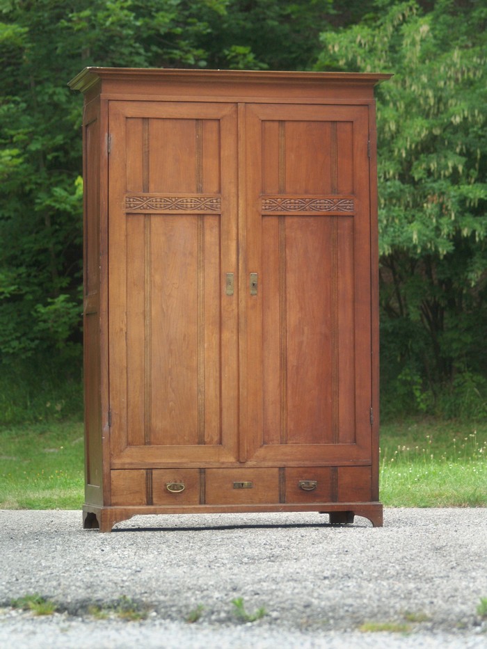 Schrank Jugendstil