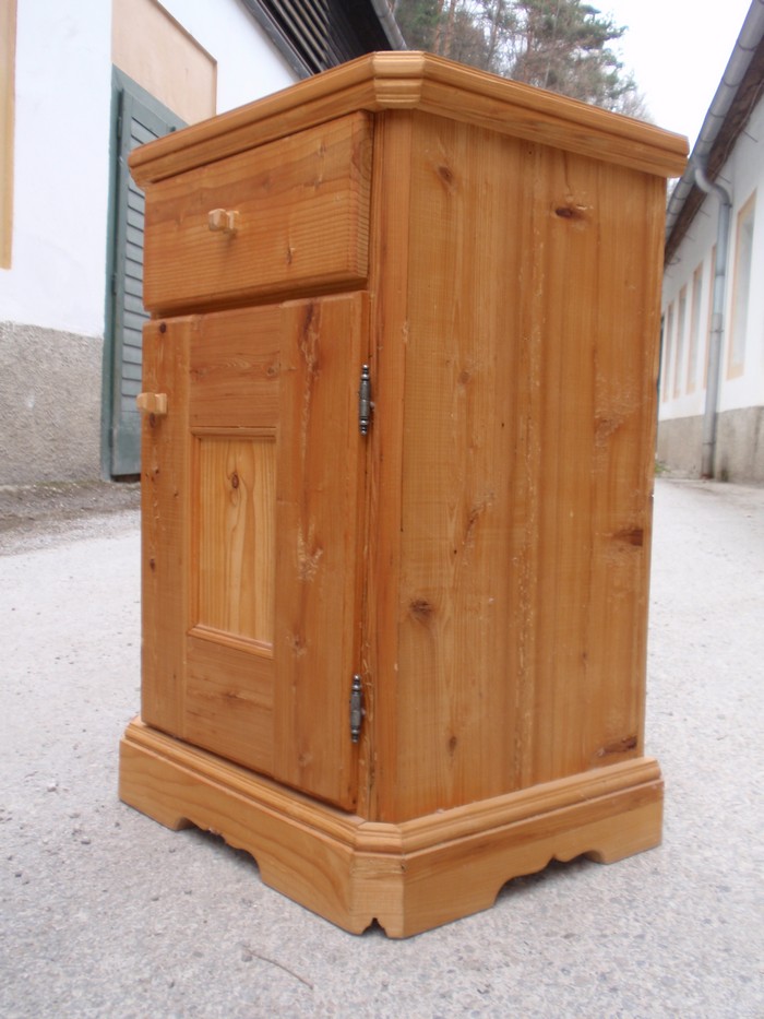 Altholz Nachtschrank