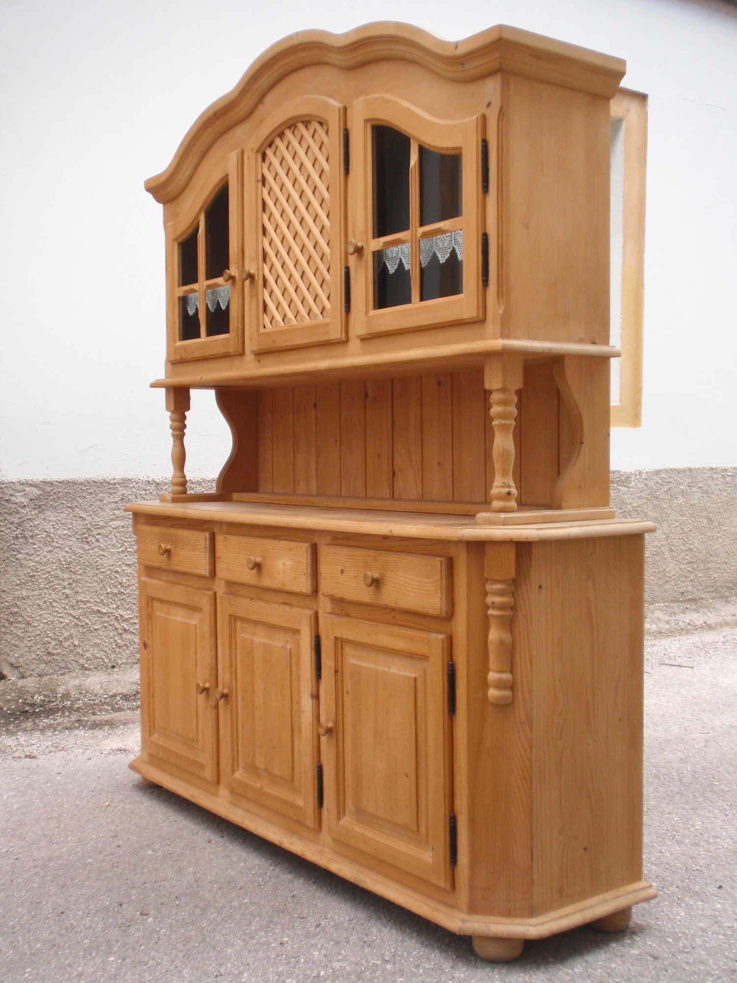 Küchenschrank Naturholz Landhausstil Gittertür Vitrine