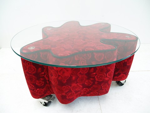 Bretz Couchtisch Rosenstoff Klecks