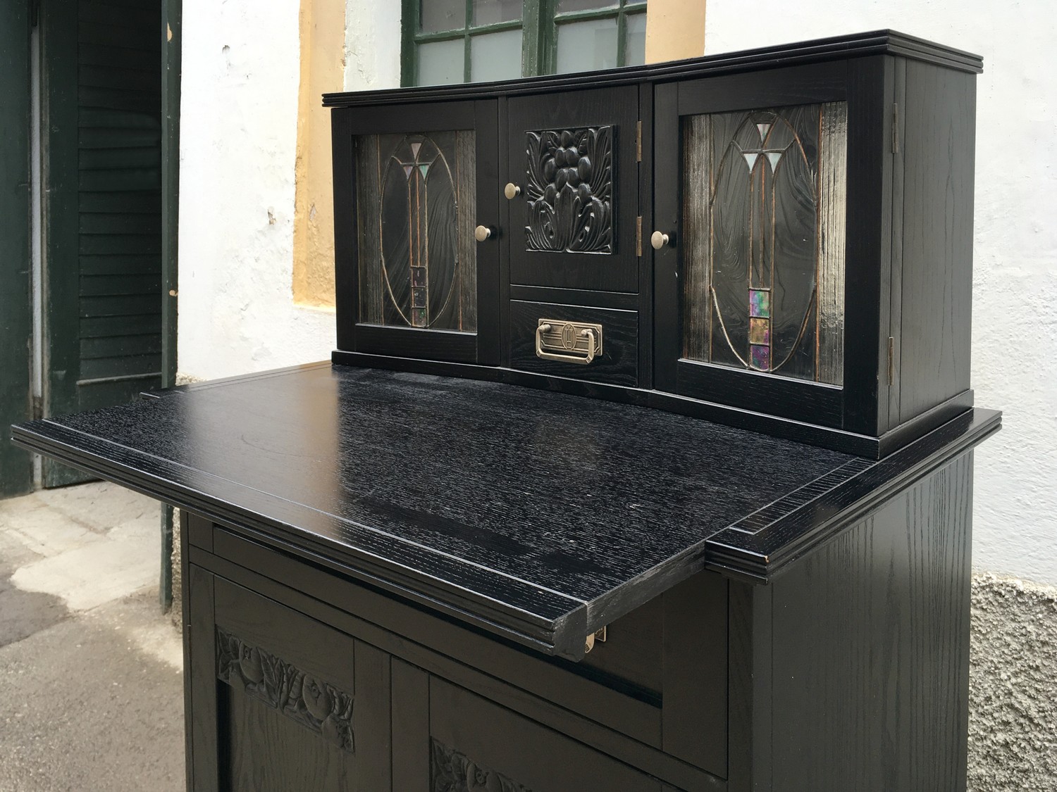 Jugendstil Vertiko Barschrank Stilmöbel schwarz Bleiverglasung SELVA Italy Kommode