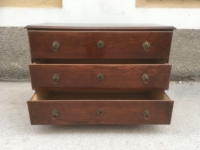 Spaetbiedermeier Moebel antik