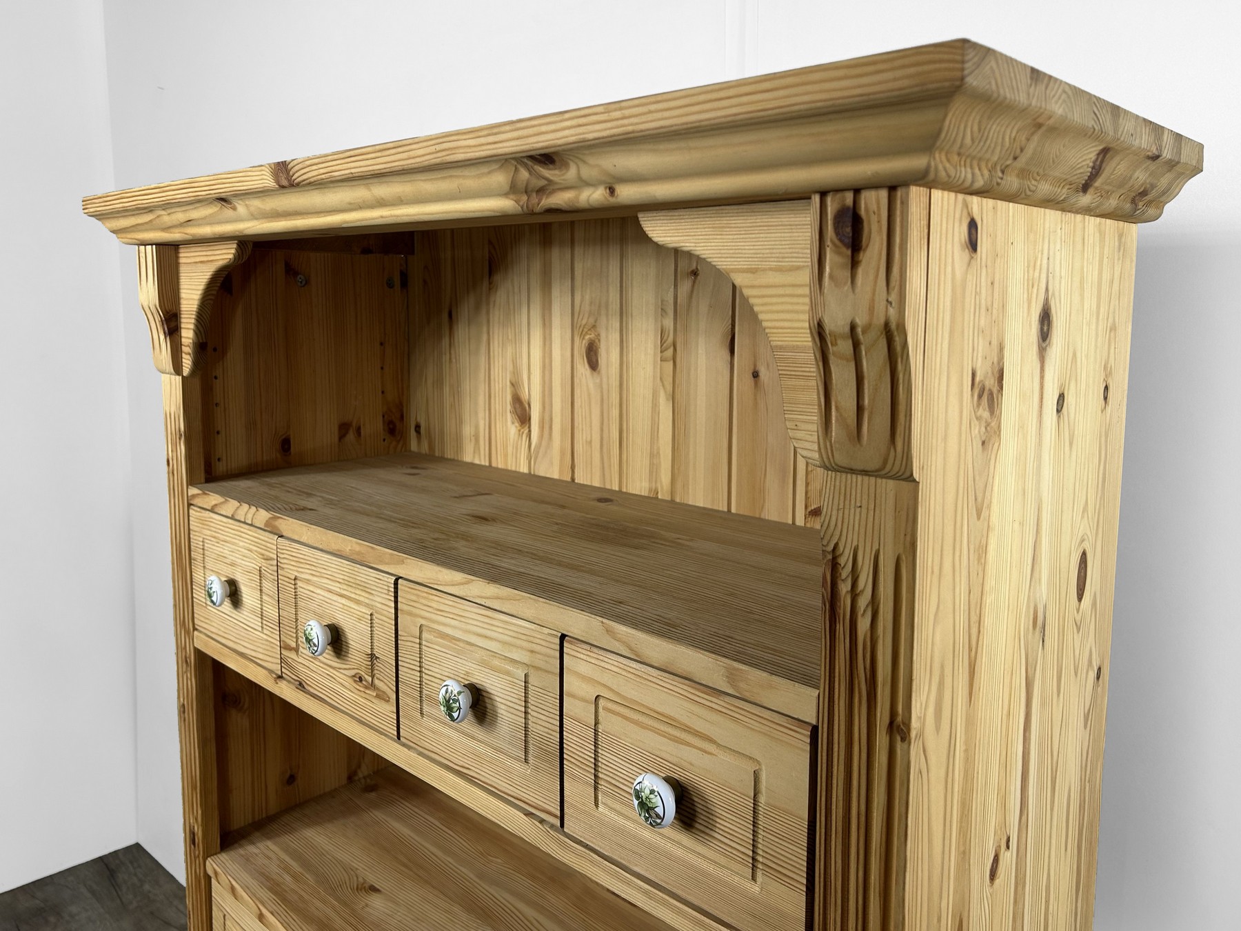 Bauernschrank antikstil Schubladen Naturholz rustikales Möbel Vintage alpin