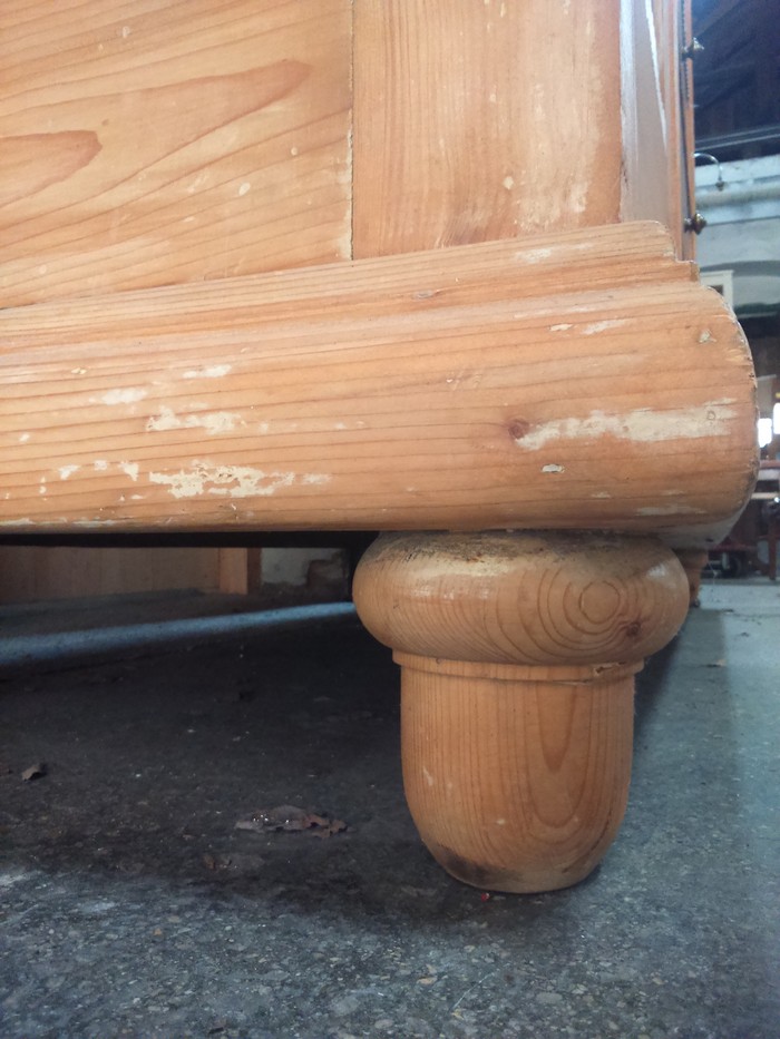 antiker Schrank Naturholz