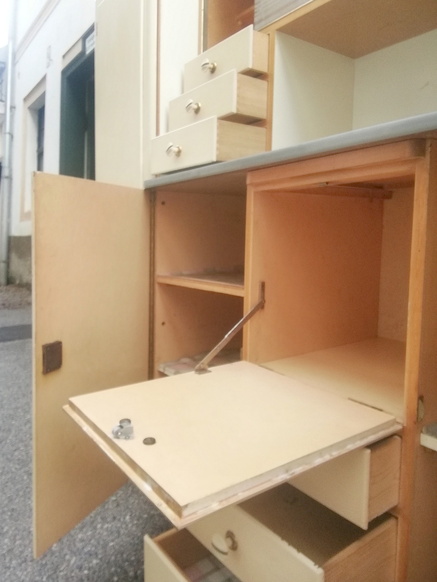 Küchenschrank 40er 50er 60er-Jahre Pastell Vintage Möbel Küche